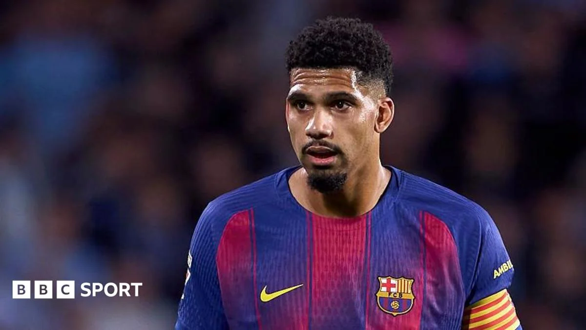 Liverpool recruit Araujo on season-long loan to strengthen their backline