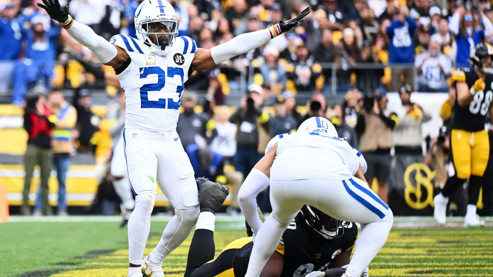 Colts cut Kenny Moore, opening door for 49ers to pursue versatile DB