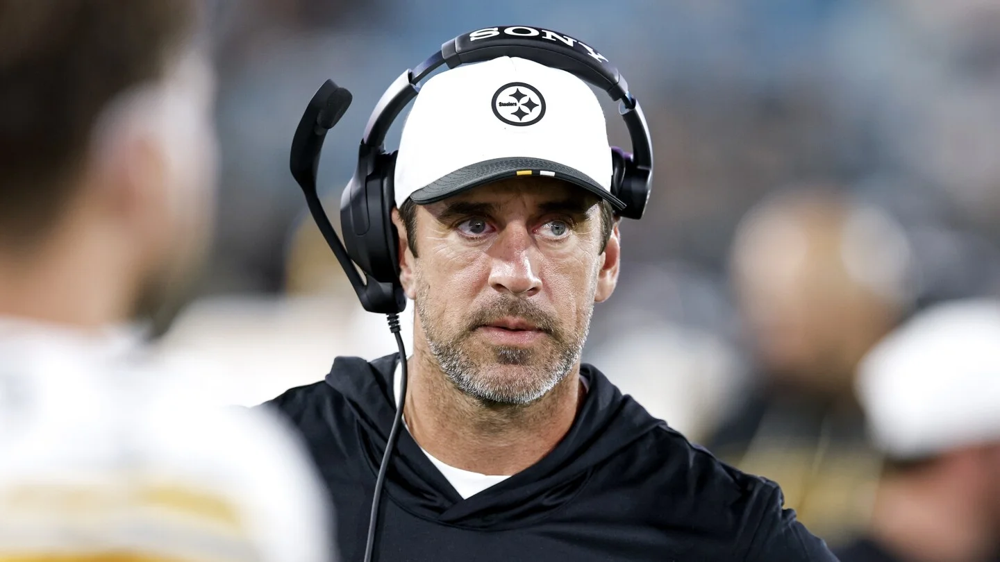 Rodgers Returns to Steelers Facility as One-Year Deal Nears