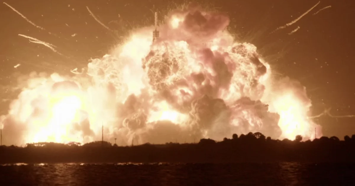 Blue Origin's New Glenn Explodes on Cape Canaveral Pad During Hotfire Test