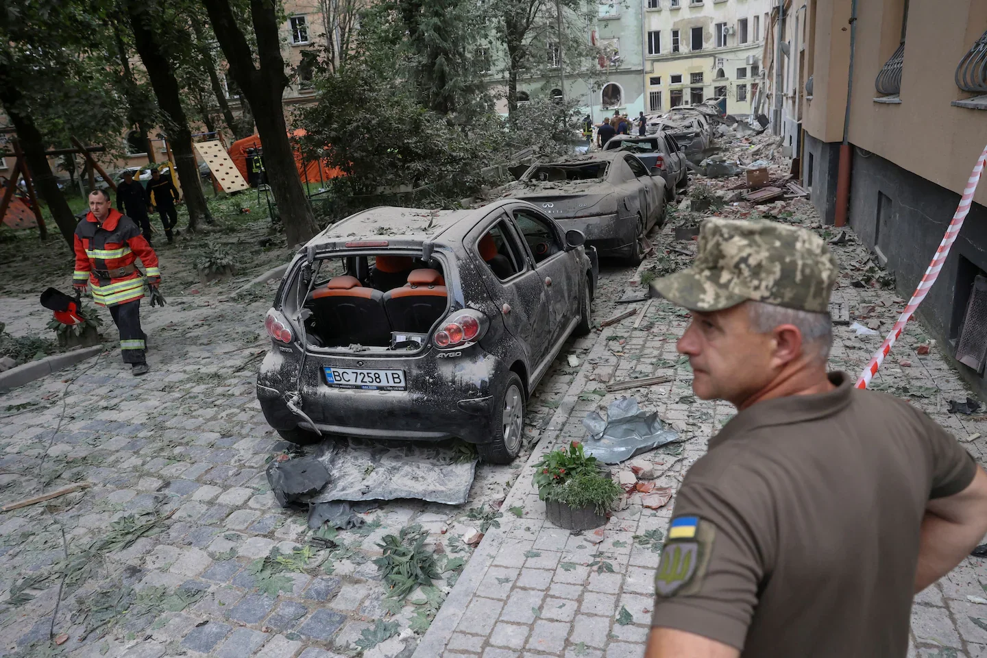 "Deadly Russian Missile Attack Claims Lives in Lviv Amidst Russia-Ukraine Conflict"
