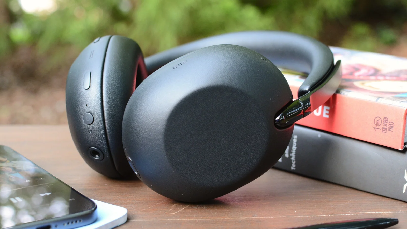 Sony's 1000X Collexion: Luxury Edition That Stumbles Where It Counts