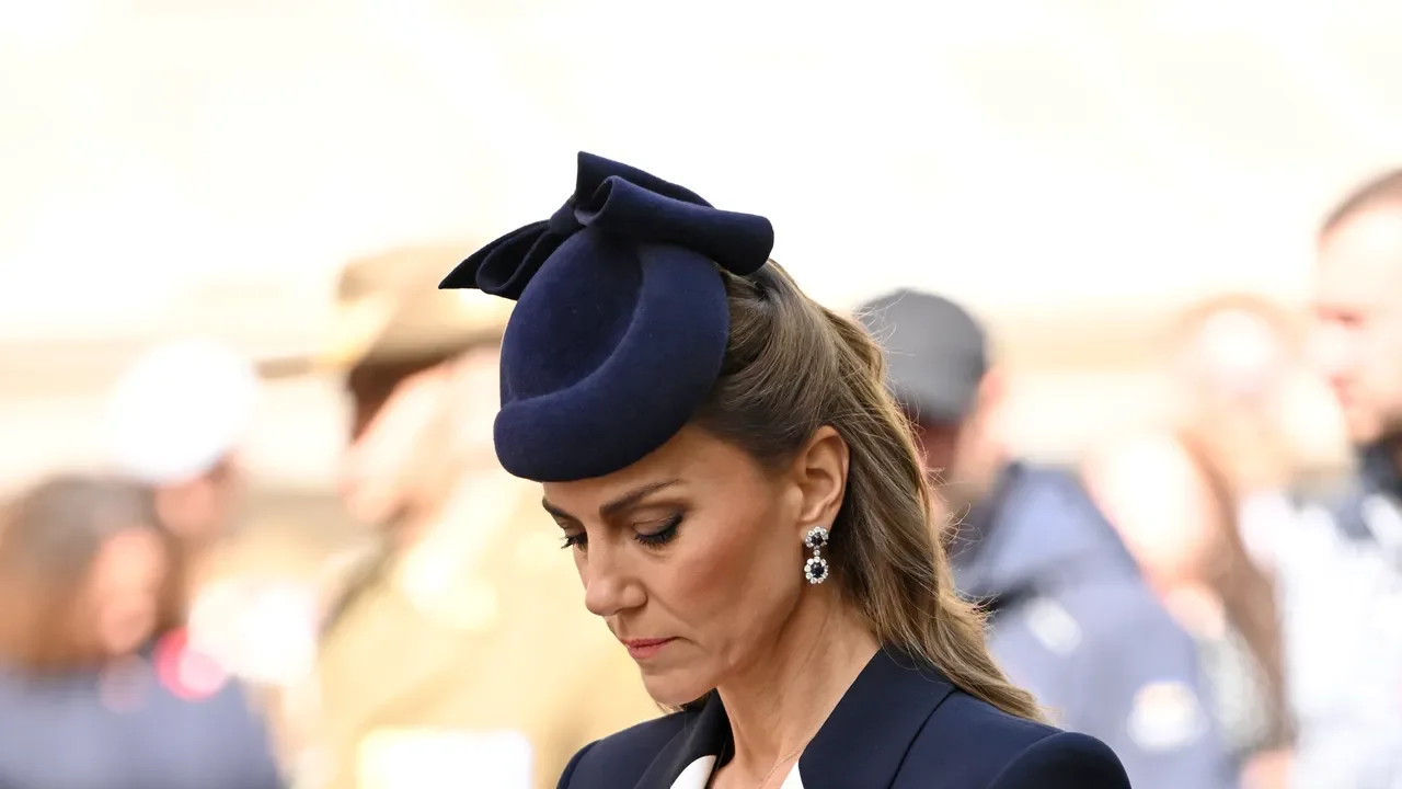 Princess of Wales shines in rare tanzanite pendant at London Anzac Day service