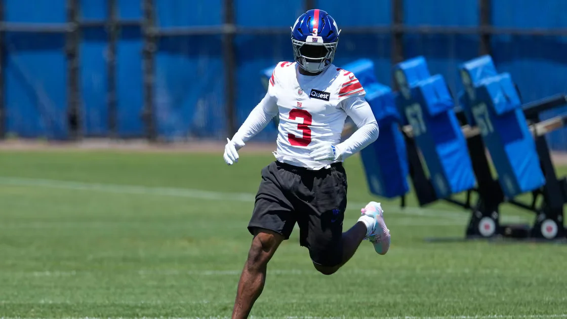 Carter Seen Throwing Punch in Giants-Dolphins Joint Practice Video
