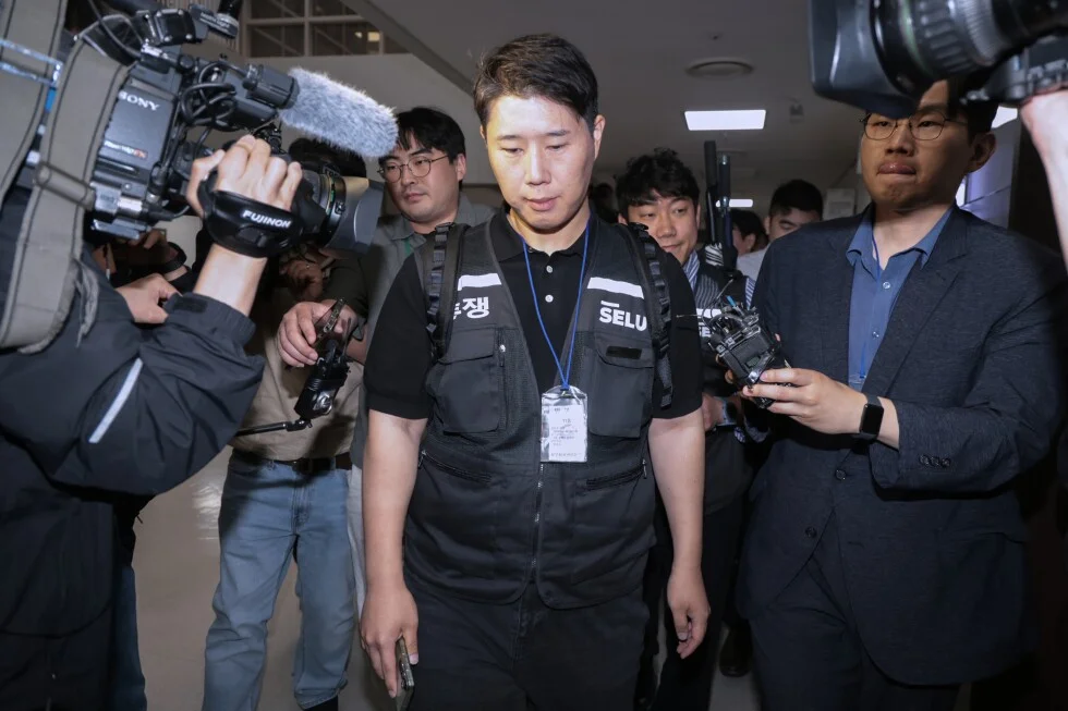 Samsung Electronics workers pause strike after last-minute wage deal