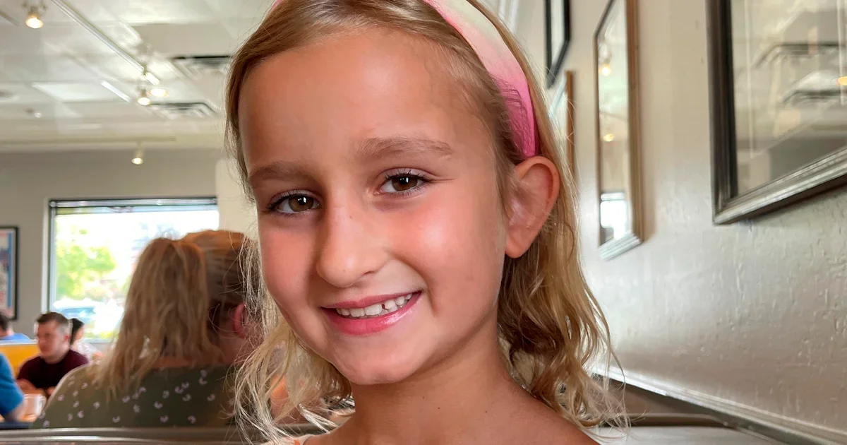 Nashville mourns school shooting victims and demands gun control.