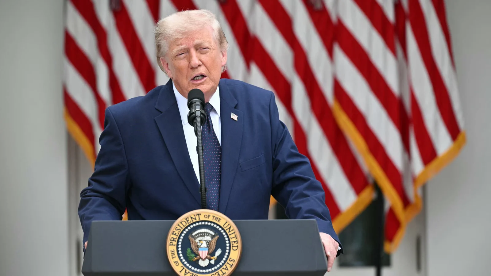 Trump envisions the U.S. as guardian of Hormuz and seeks payment