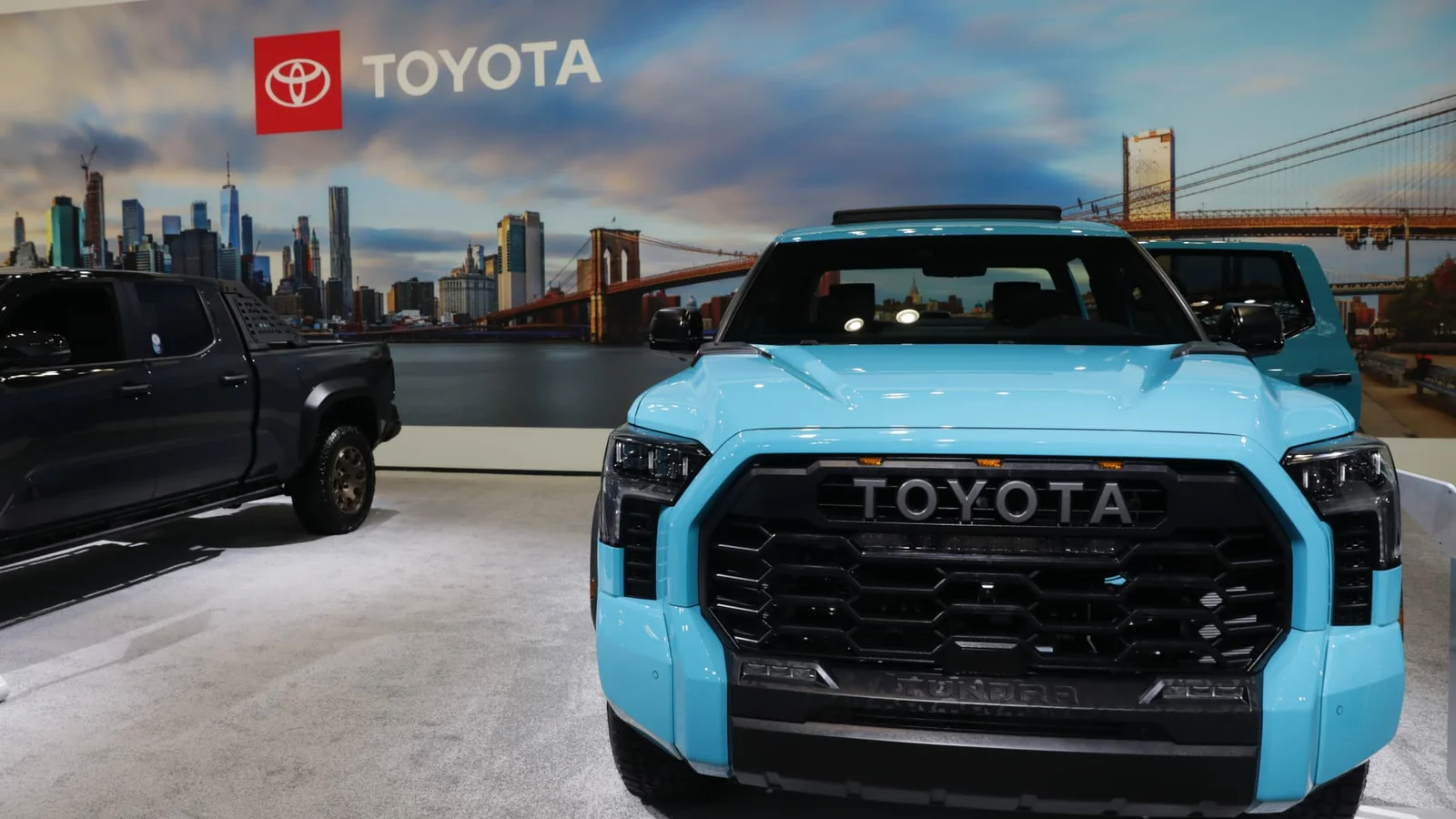 Toyota narrows GM lead in U.S. sales as hybrids rise and EVs stall