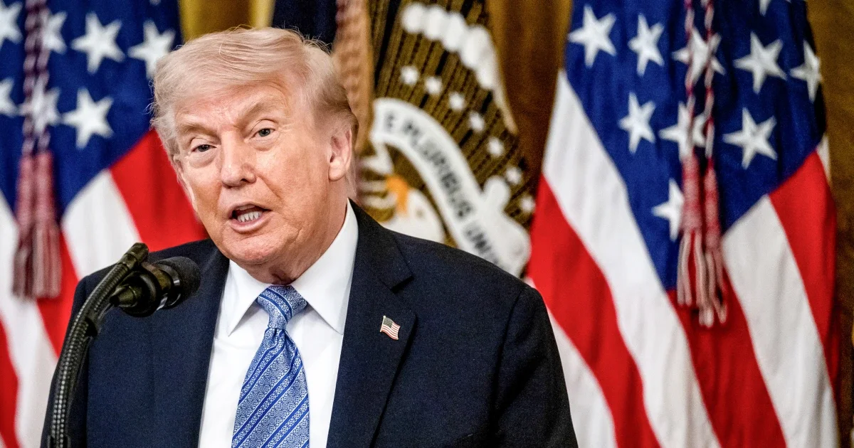 Trump halts Hormuz plan as Reform UK gains and Harris weighs 2028 bid