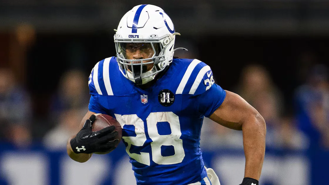 Robinson Tops RB Pay Scale as Taylor Lands $44M Colts Extension