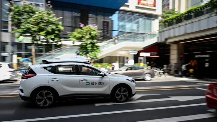 Shenzhen’s robotaxis push stirs worry among taxi drivers