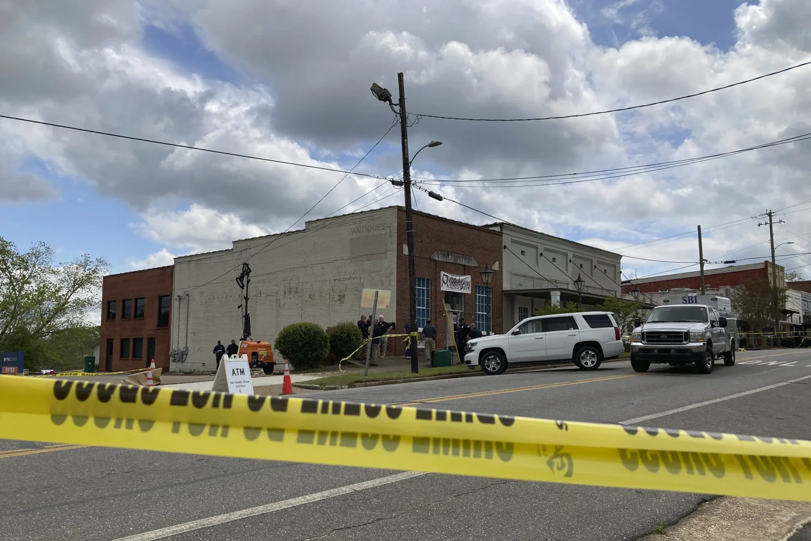 Deadly shooting at Alabama birthday party leaves multiple casualties.