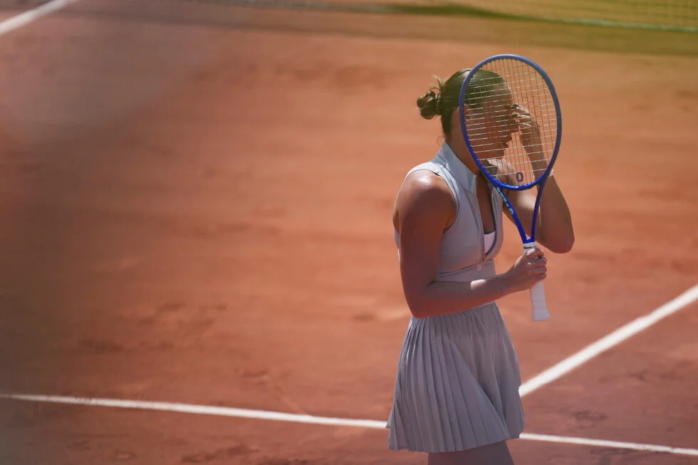 Kostyuk advances to French Open second round amid tears over Ukraine attack