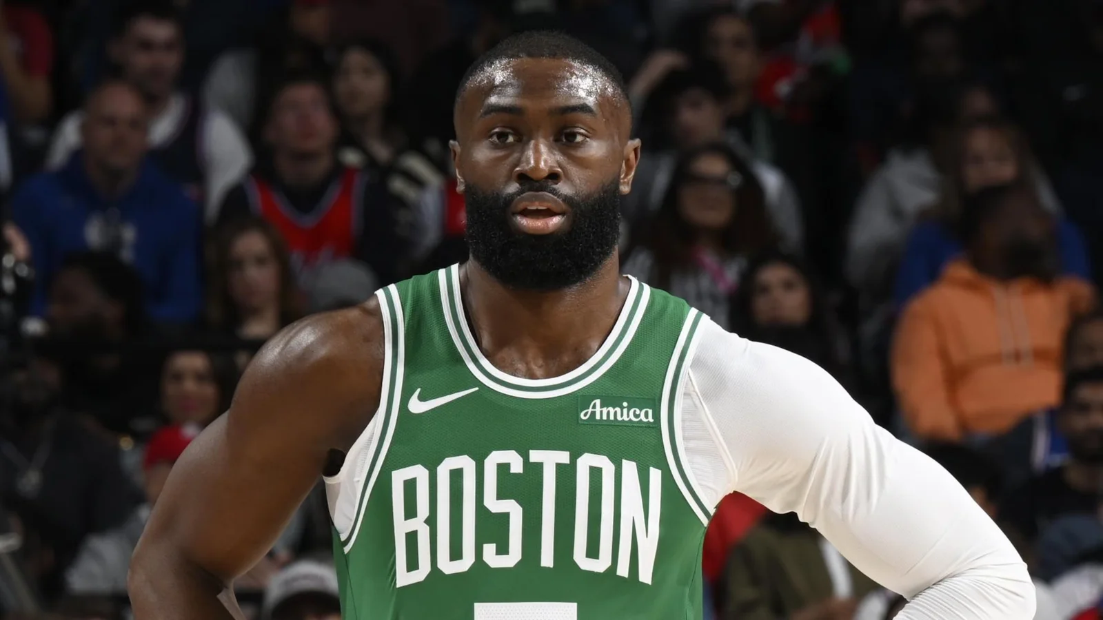 Mystery bidder's weak offer allegedly triggers Brown-to-Sixers trade