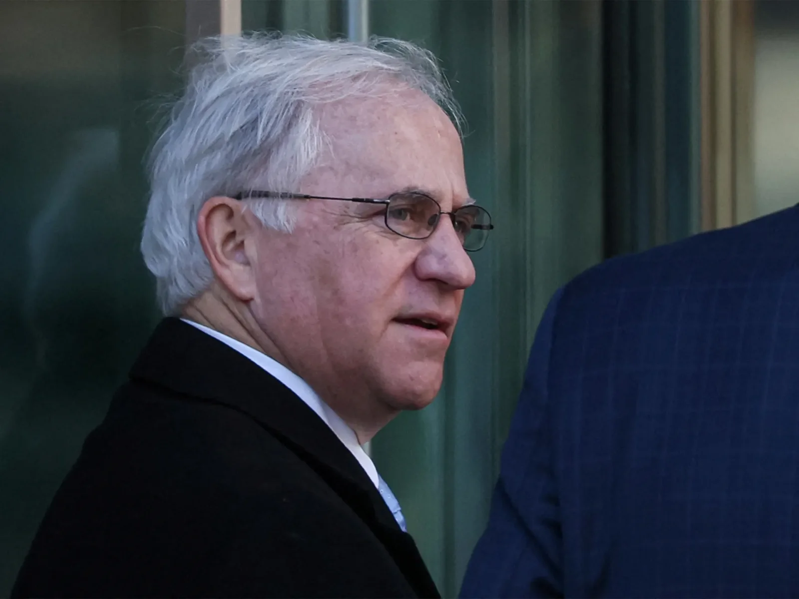 Trump Grants Full Pardon to Ex-Representative in Insider-Trading Case