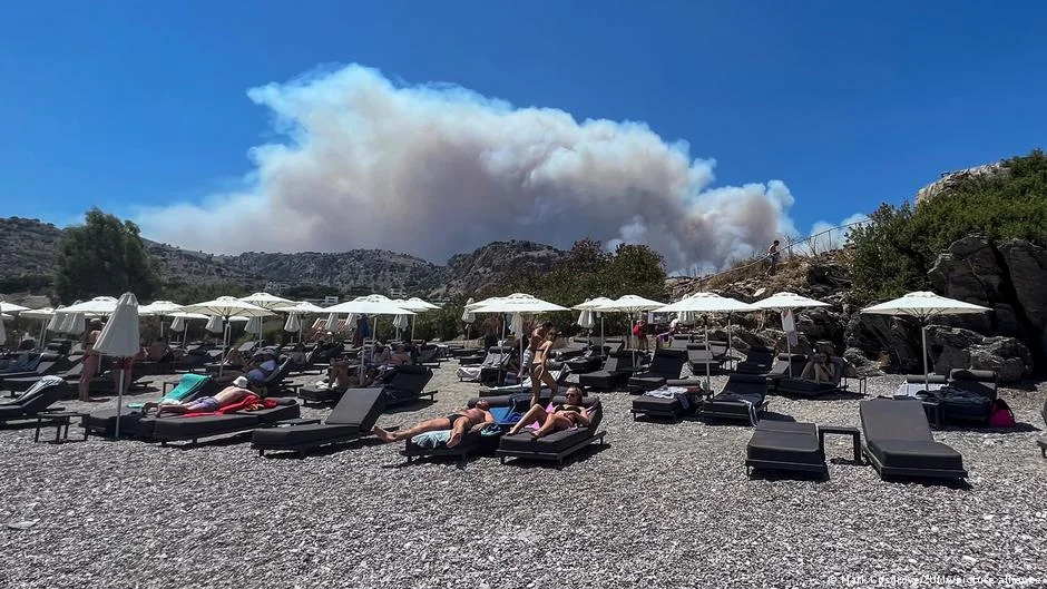"Record-Breaking Heat Wave Sweeps Greece"