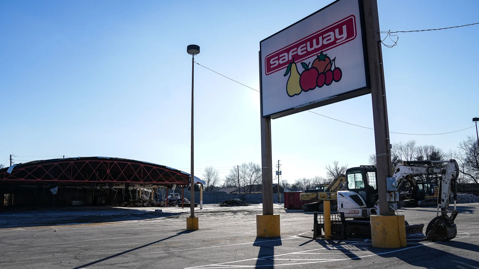 Garfield Park Safeway on Indianapolis' Southside to close amid rising costs