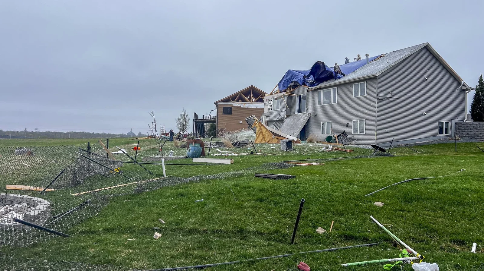 Rochester-area tornadoes trigger damage and outages in SE Minnesota