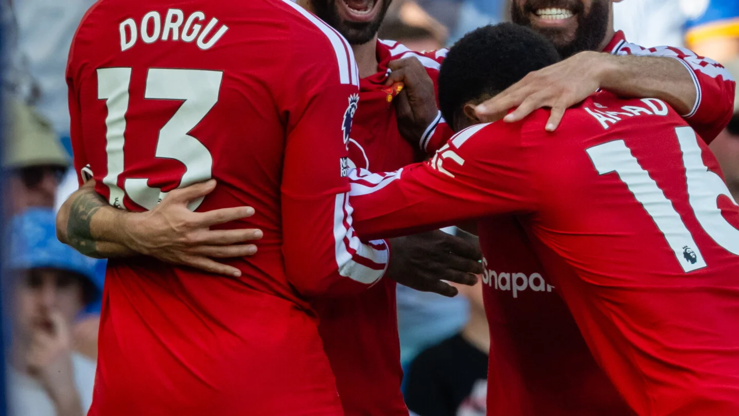 Fernandes breaks PL assist record as United seal third in Brighton rout
