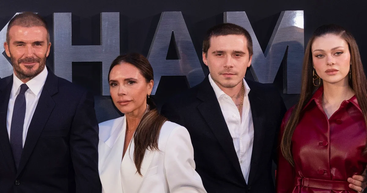 Beckhams defend parenting as Brooklyn distances himself