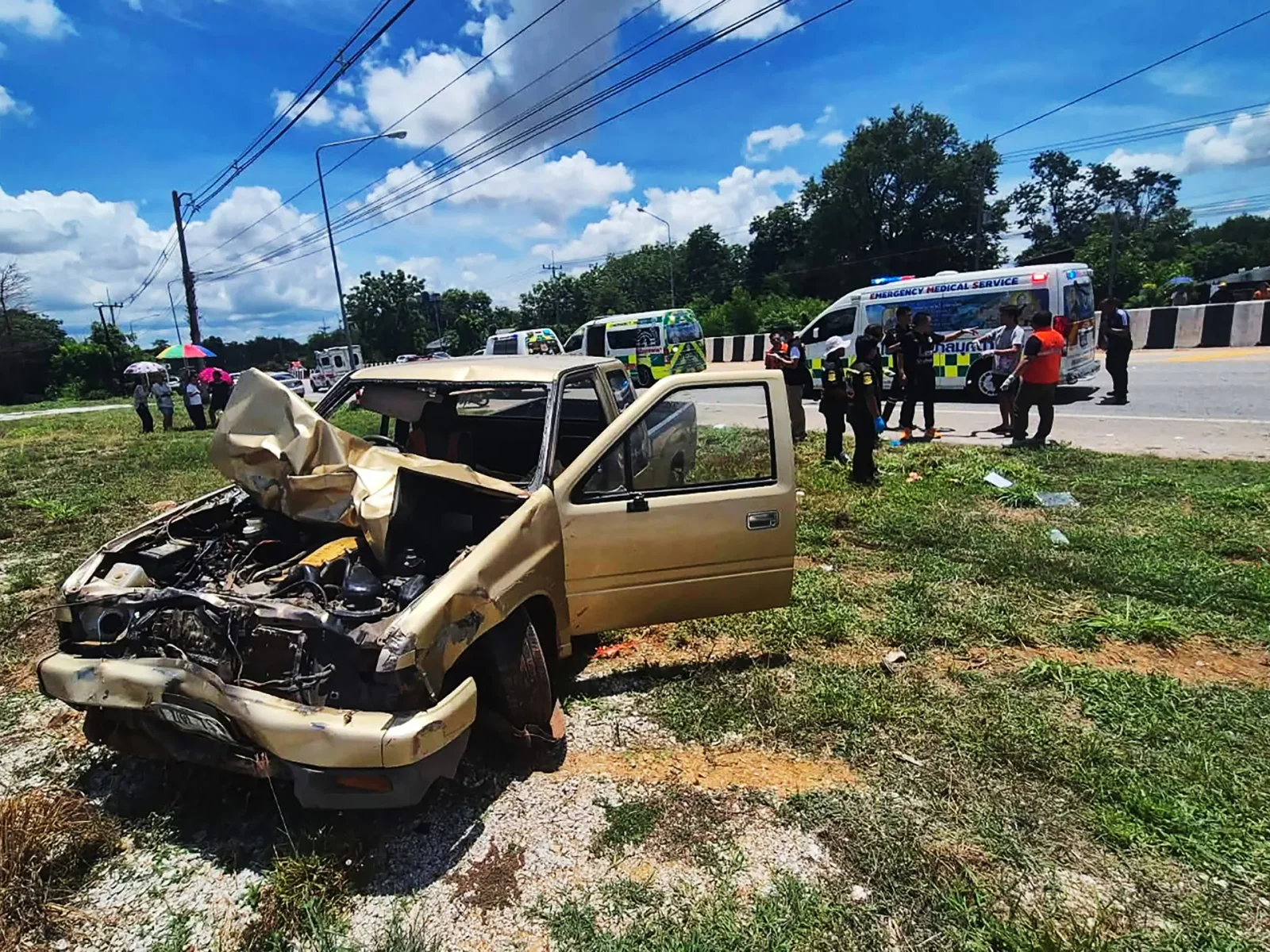 Stolen pickup crashes into Thai monk procession, eight dead