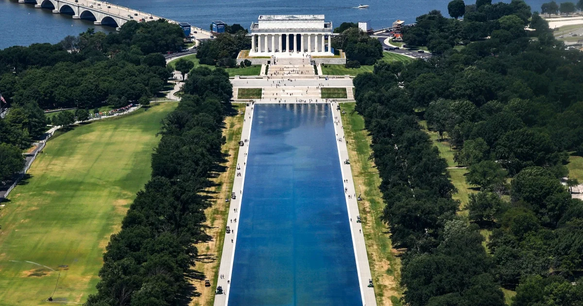 Knife Cut Damages Lincoln Memorial Reflecting Pool Liner, Park Service Says