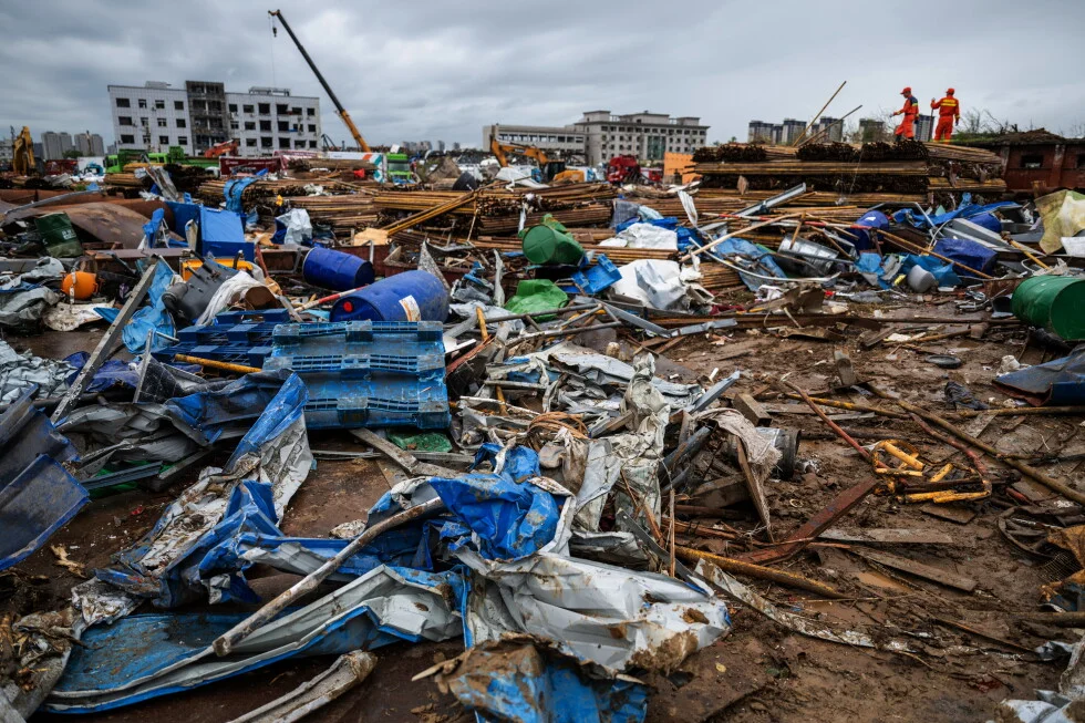 Deadly tornadoes and storms lash central China, 11 dead
