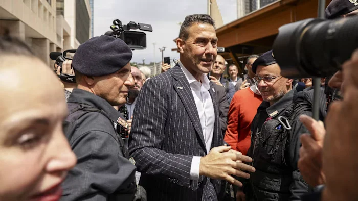 Kremlin-tinged challenger tests Meloni as Italy approaches elections