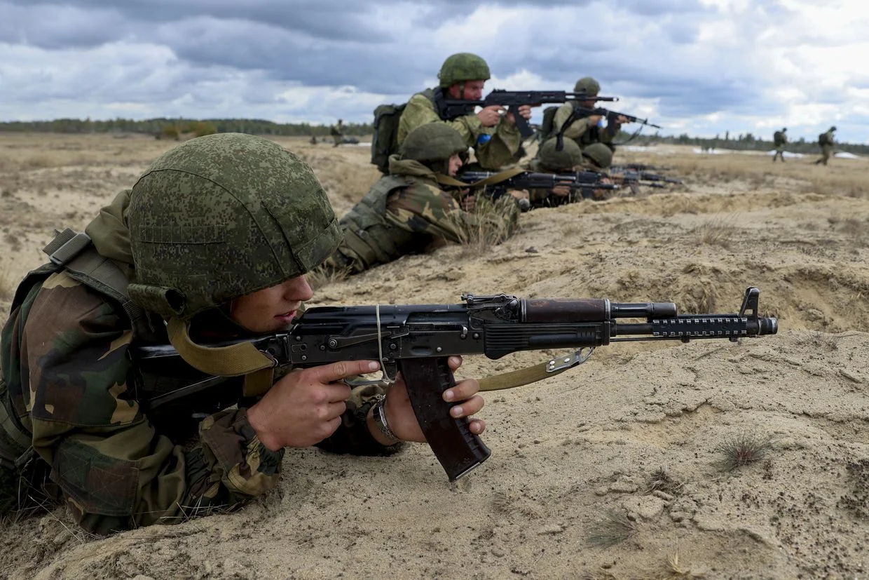 Belarus under fire as Zelensky warns of new Russian offensives from Minsk