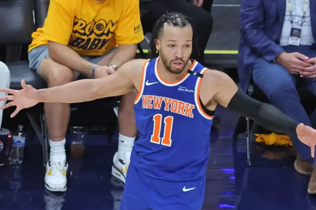 Knicks' Playoff Struggles Highlight Key Player Mistakes