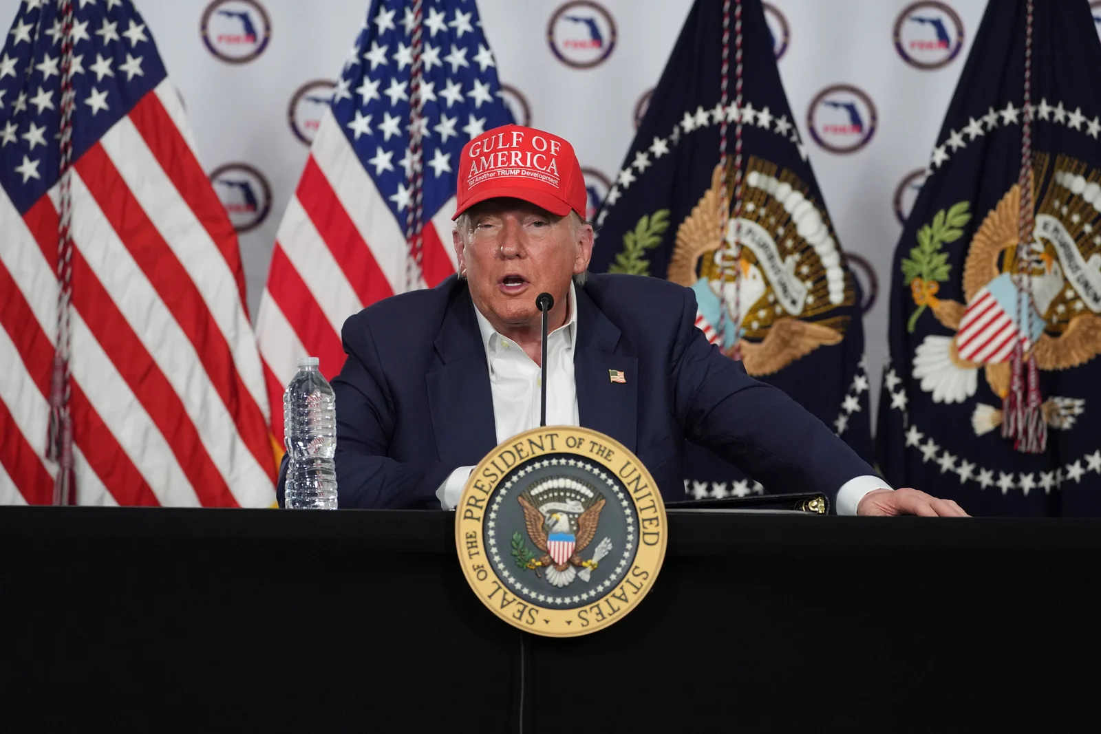 Trump Questions Mamdani’s Citizenship Amid NYC Election and Backlash