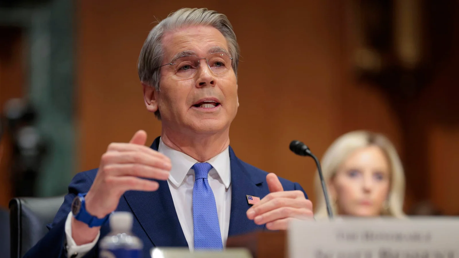 Bessent Bets on 3% U.S. Growth Path by Year-End