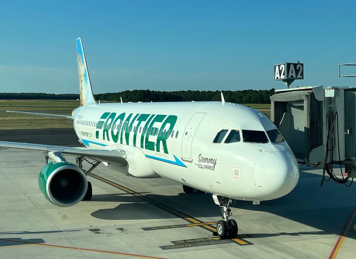 Frontier Bets on Starlink Wi‑Fi for 2027 Launch, Likely as a Paid Service