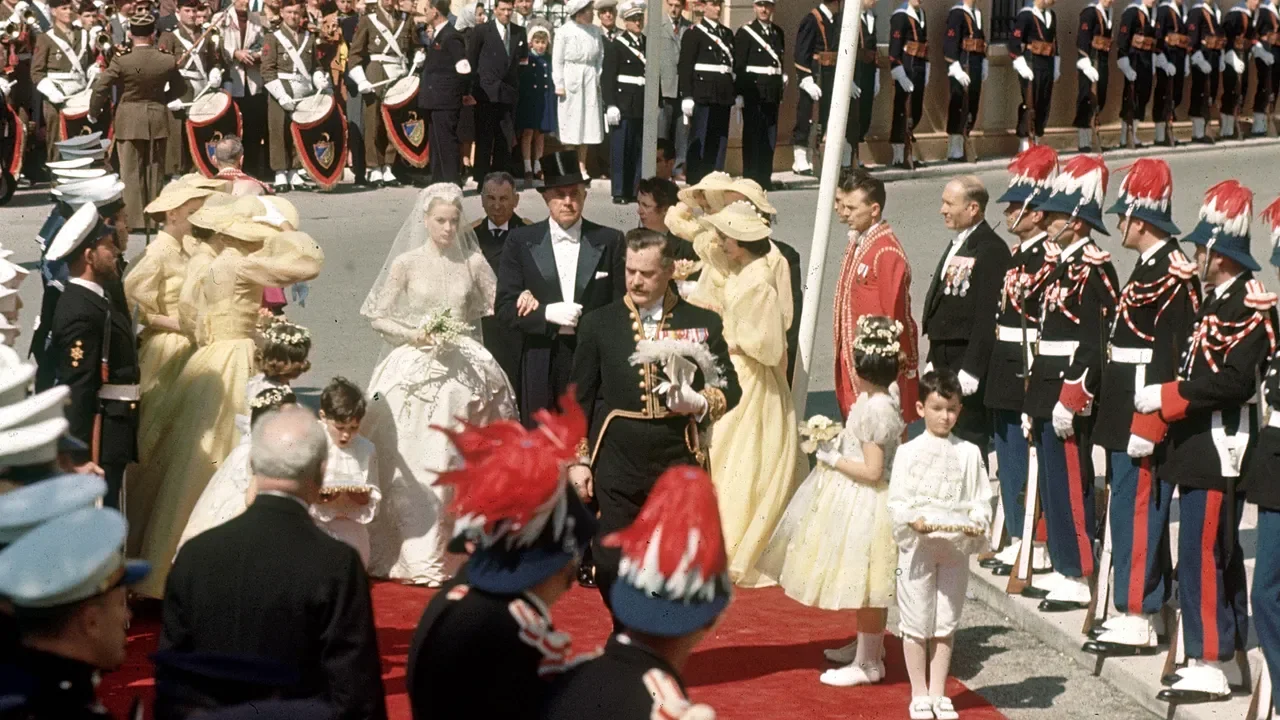 Grace Kelly’s Monaco Moment: The 1956 Royal Wedding That Captivated the World