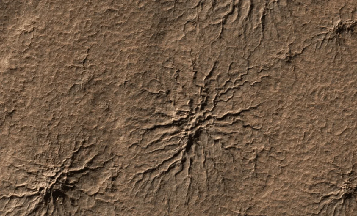 Mars Reveals 'Boxwork' Webs: Longer-Lived Water Boosts Habitability Odds