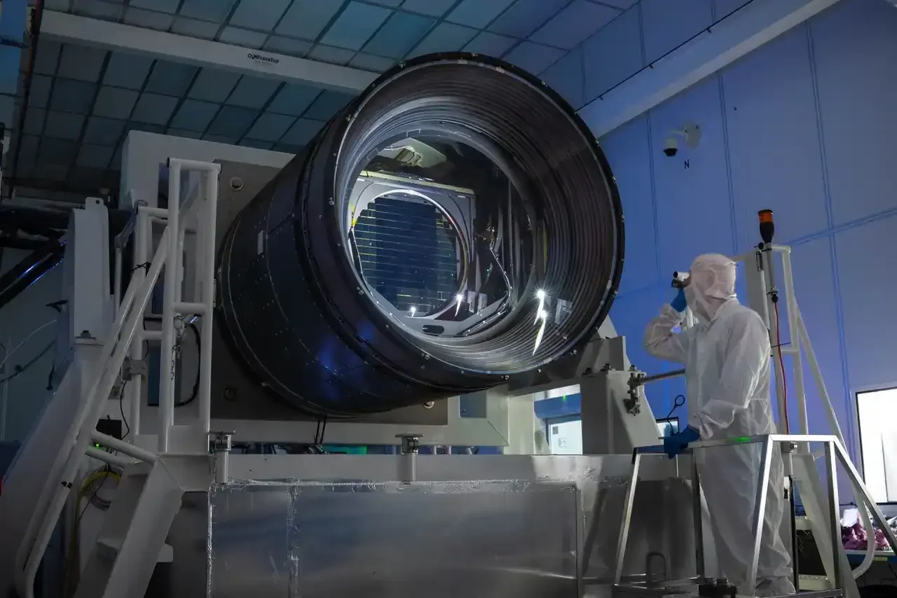 Giant 3.2-Gigapixel Eye to Map Billions of Galaxies Each Night