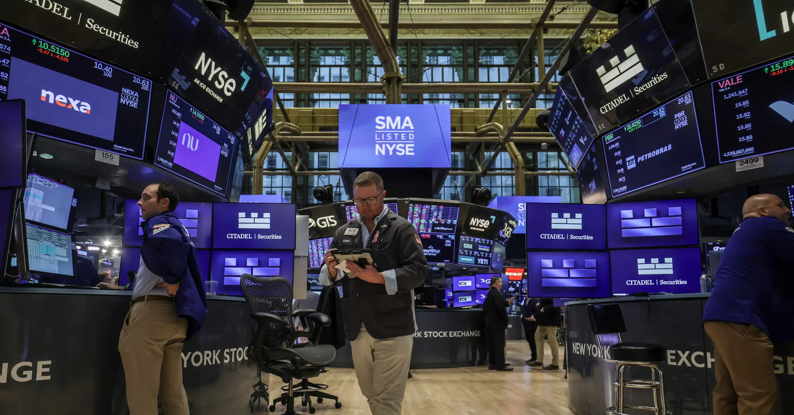 Wall Street Opens Higher as Inflation Data Aligns With Expectations Amid Middle East Focus