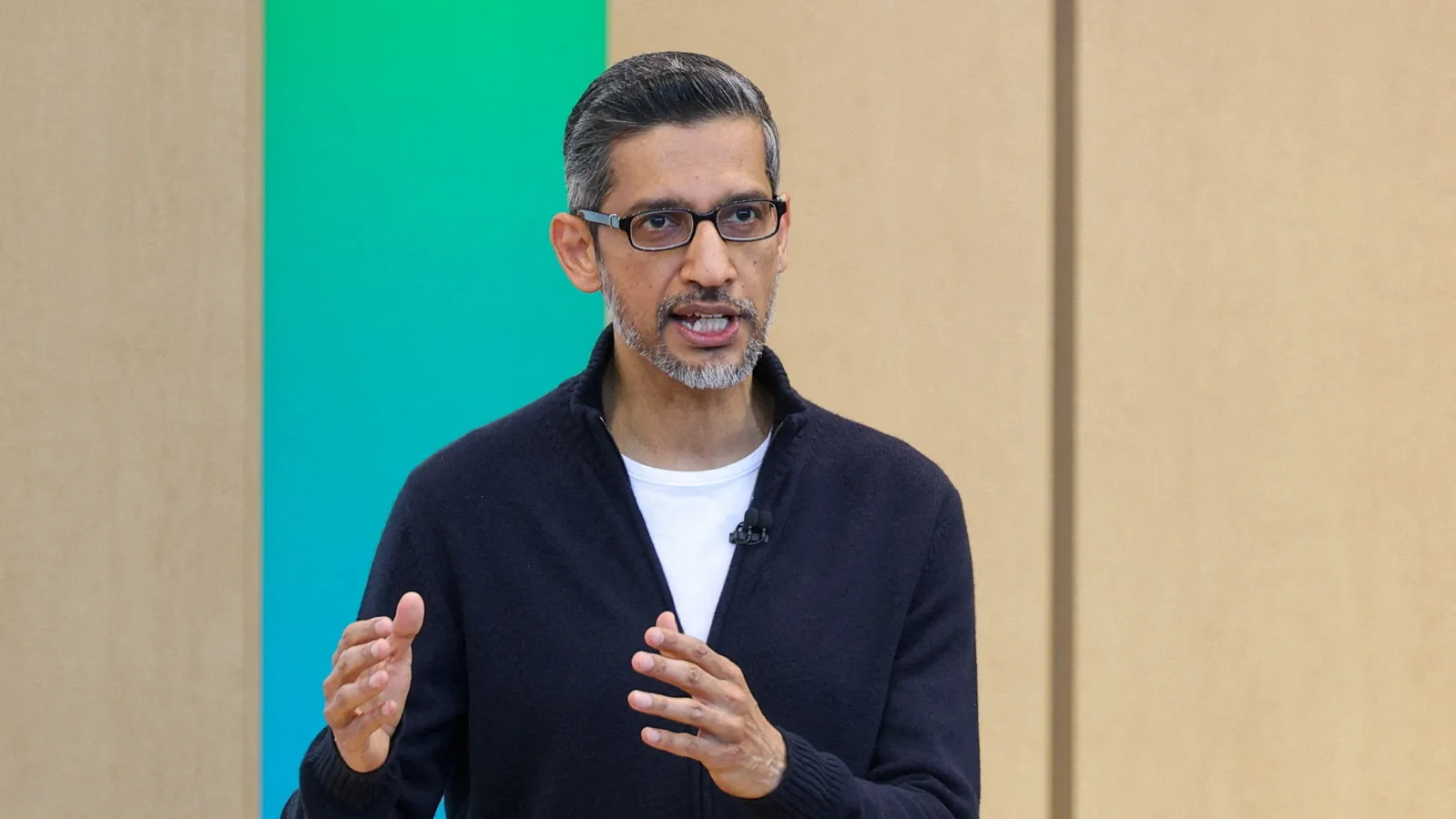 Alphabet's AI Spending Triggers Market Selloff and Investor Nerves