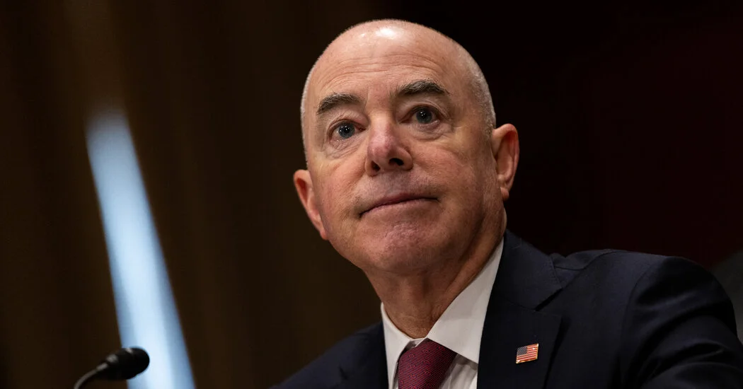 U.S. warns migrants: Border remains closed despite pandemic restrictions lifting.