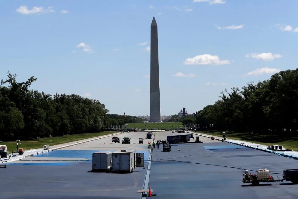 Lawsuit blocks Trump’s blue Reflecting Pool makeover
