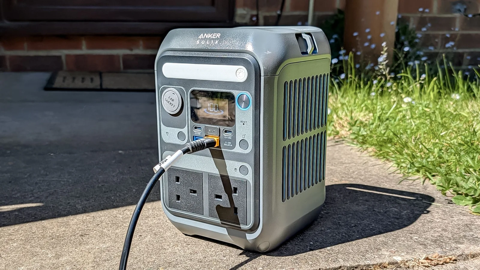 Tested: portable solar generator powers my garage when home solar can't reach