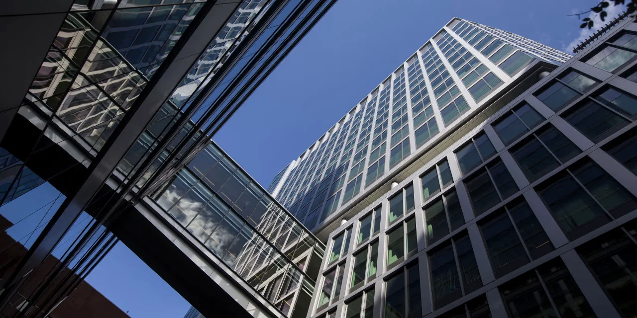 Hedge Funds Clash Over Troubled Commercial Real Estate