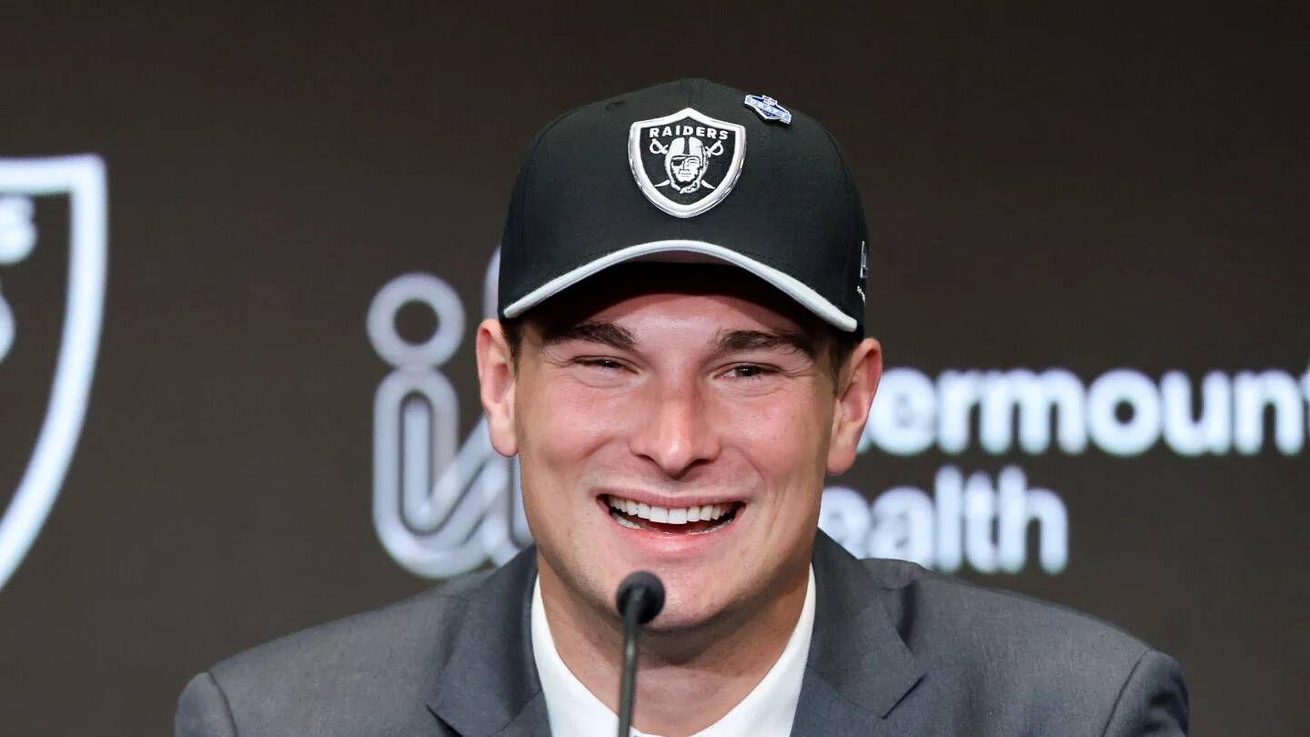 Raiders sign No. 1 pick Fernando Mendoza to $57M rookie deal