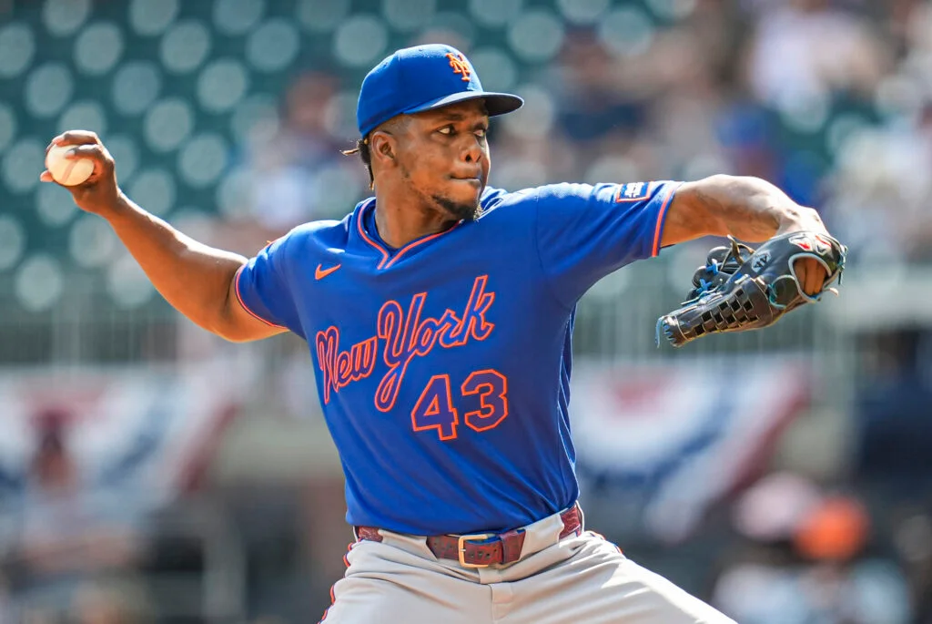 White Sox add Brazobán from Mets in two-prospect swap