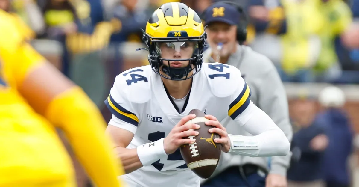 Michigan's Carr Emerges as Potential Starter Behind Struggling Underwood