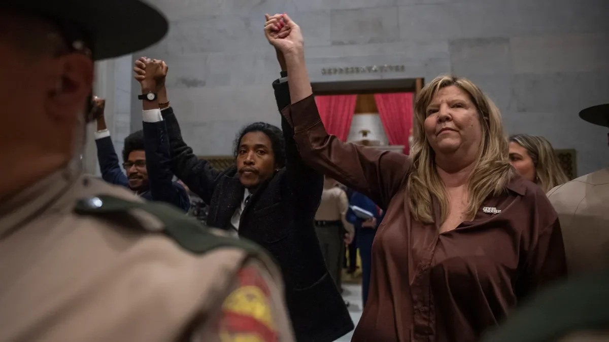 Tennessee Republicans seek to expel Democratic lawmakers for supporting gun protests.