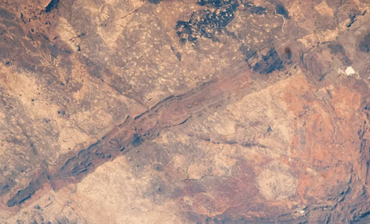 NASA Spots Ancient Geologic Giant Along Zimbabwe’s Great Dyke