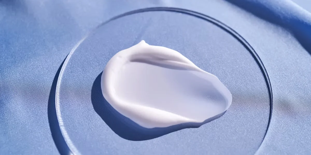 Dermatologists Endorse Mineral Sunscreen as Top Anti-Aging Tool