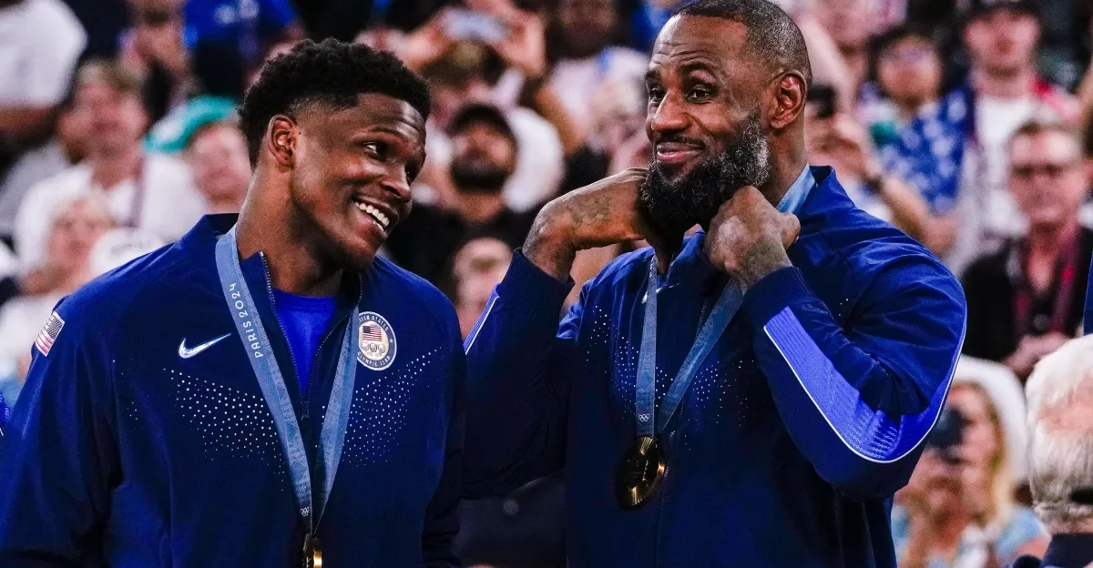 LeBron Sparks Free-Agent Buzz as NBA Market Opens