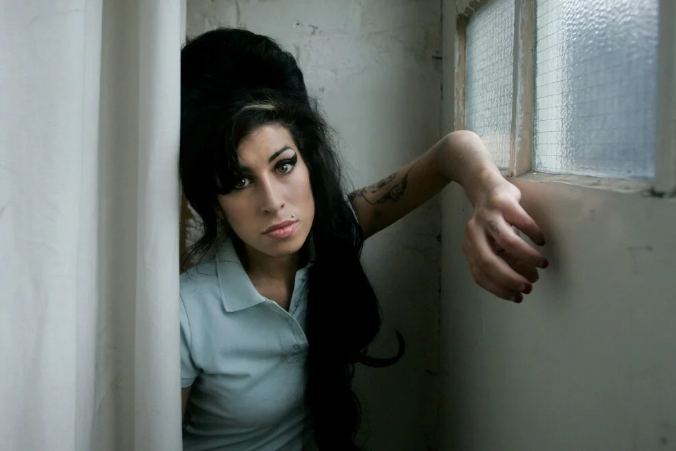 Mitch Winehouse loses suit over sale of Amy Winehouse memorabilia